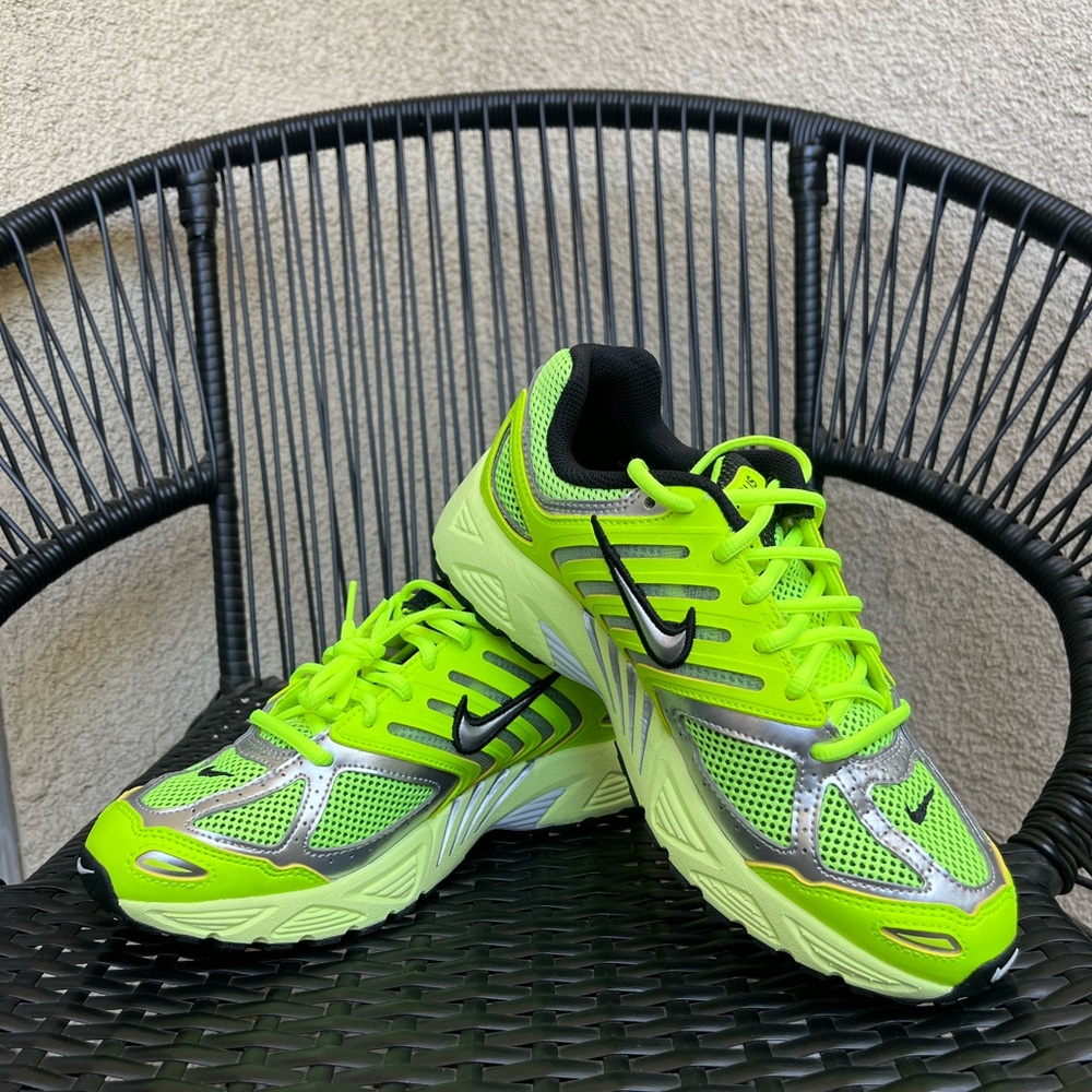 Size 6 Nike Air Pegasus 2005 Volt Lime Green Women’s Sneakers - Picture 9 of 9